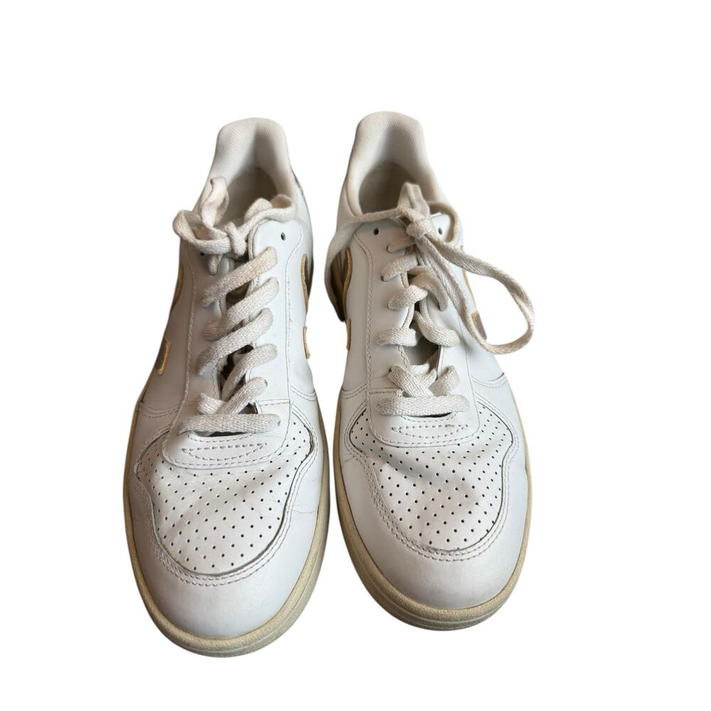 VEJA V-10 White Leather Sneakers Gold V Logo Silver Heel EUR 40 US 9 - Picture 3 of 8